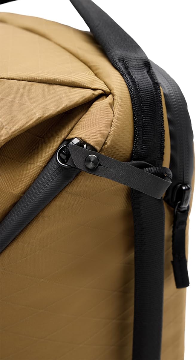 Peak Design Everyday Backpack 30L, Coyote, MagLatch Top, Dual Side Access, FlexFold Dividers, Fits 15' or 16' Laptop, For Camera Carry, Daily Commutes or Travel, Versatile Backpack for Men & Women