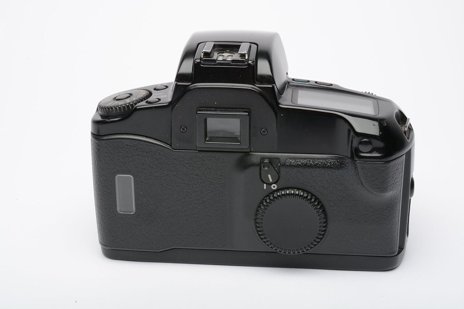 Canon EOS Elan/EOS 100 35mm SLR Film Camera with Canon EF AF Lens Mount. (Renewed)