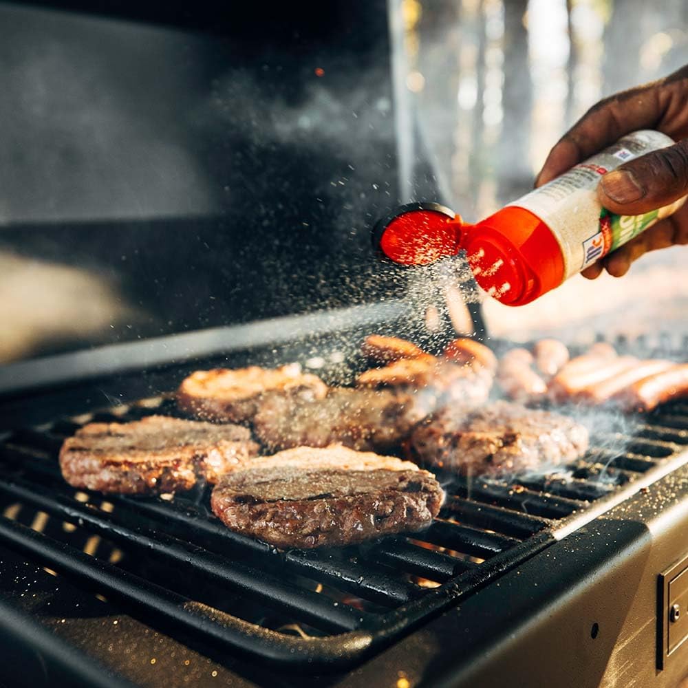 Ash & Ember Park-Style Grill & Smoker, 390 Sq. In Charcoal Grill with Cover, Side Shelf for BBQ Cooking Prep & Accessories, Single Post Barbeque Grill, Outdoor Grills & Smokers