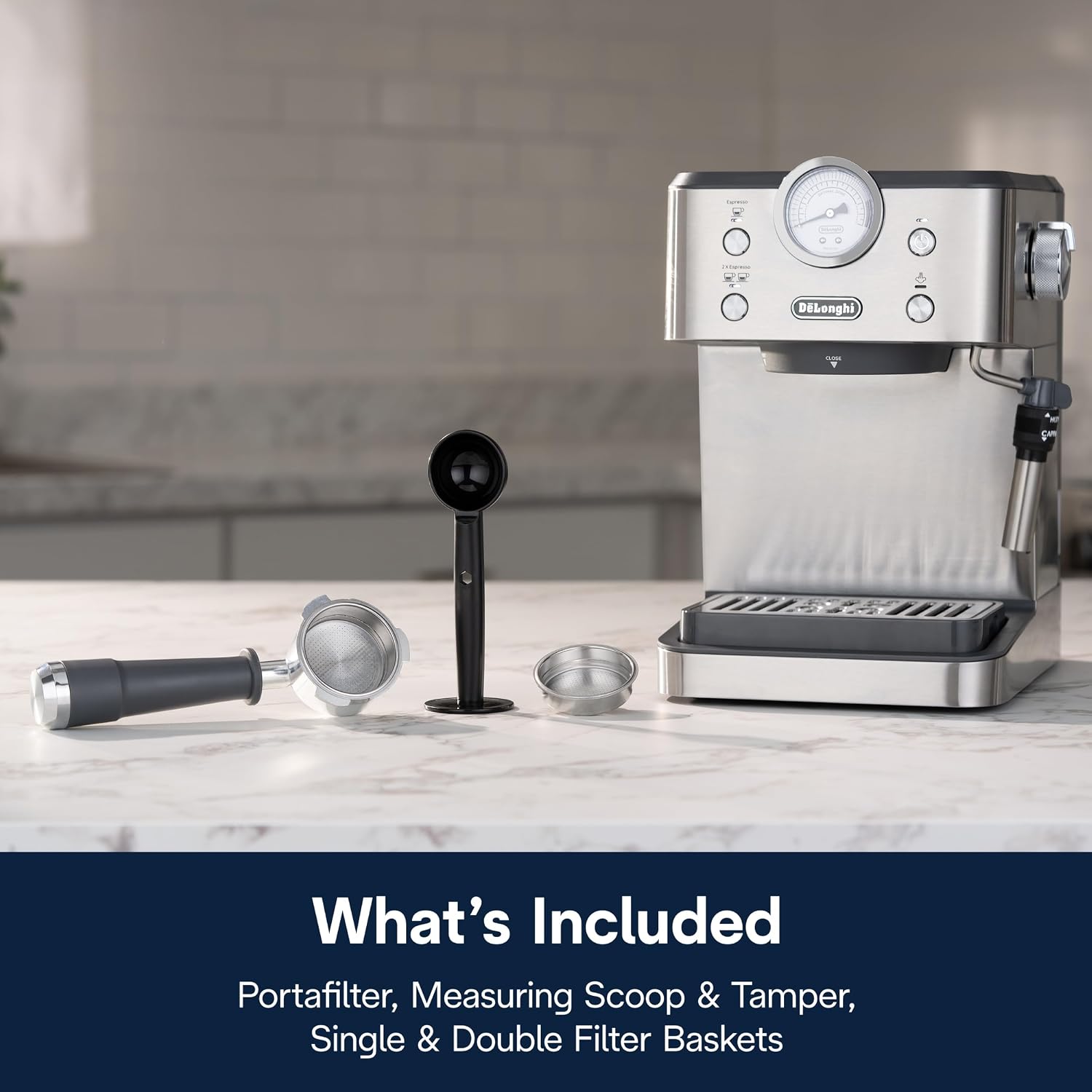 De'Longhi Classic Espresso Machine with Milk Frother, 15-Bar Pump & Temperature Control - Barista Coffee Maker Kit for Espresso, Latte, Cappuccino & Iced
