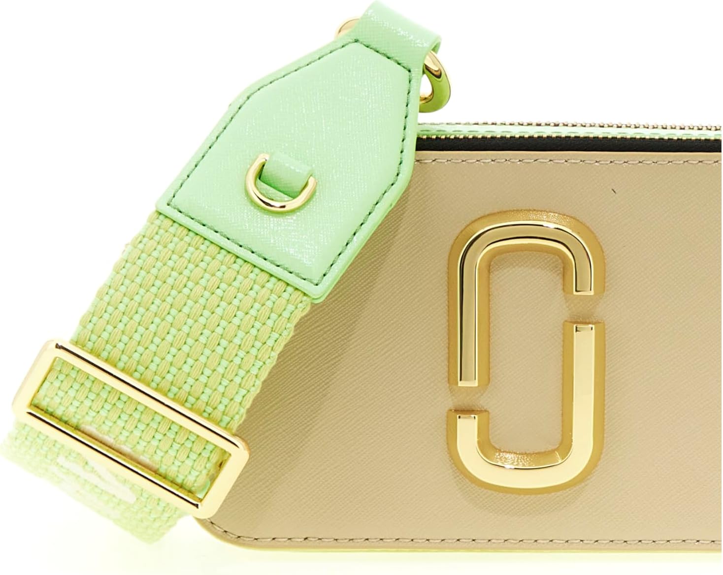 Marc Jacobs Snapshot