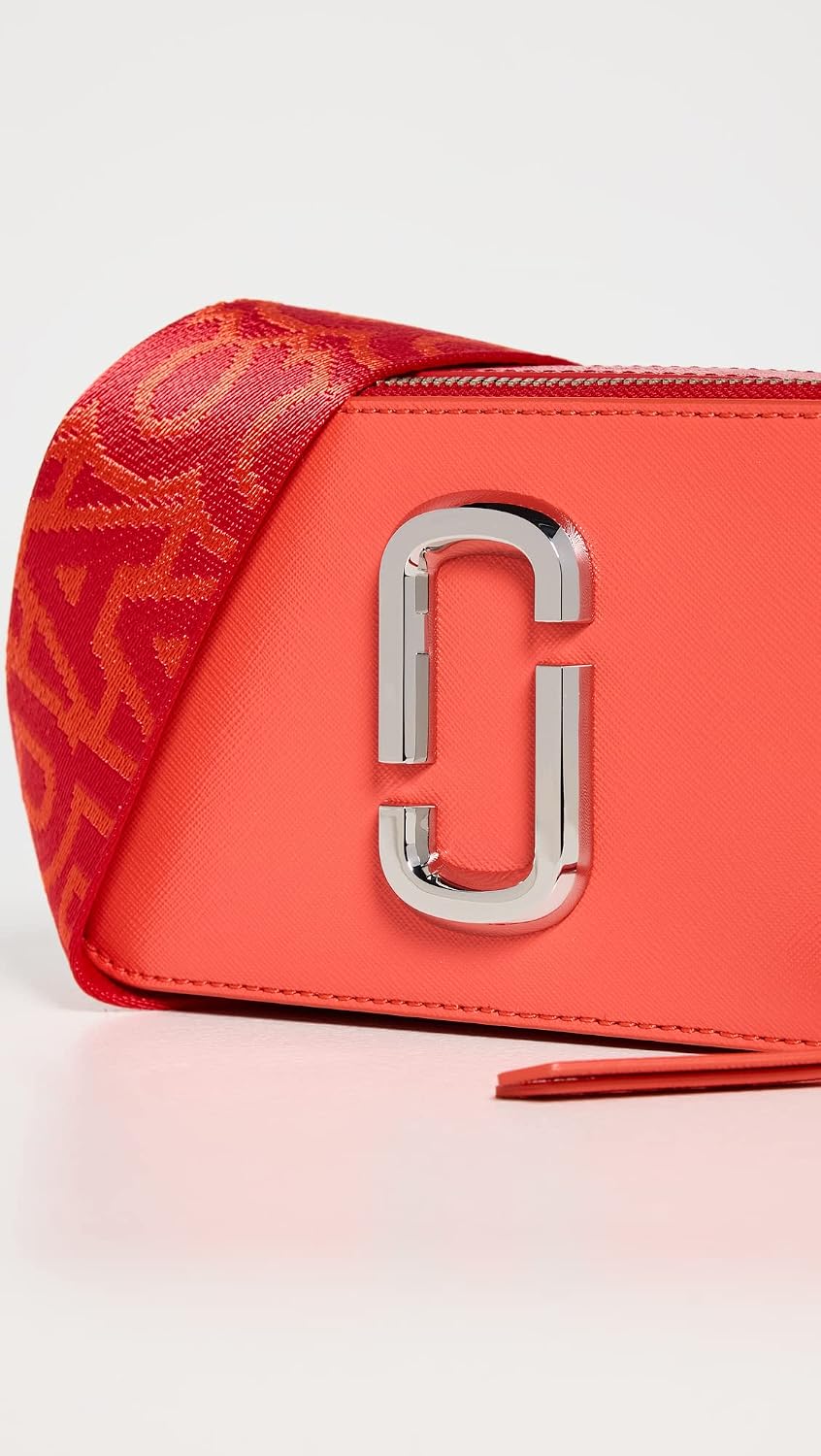 Marc Jacobs Snapshot
