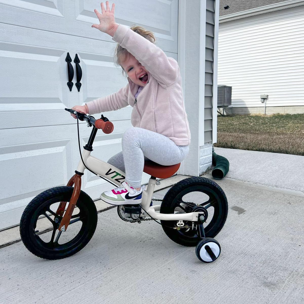 Balance Bike 2 in 1 with Pedals Brake Training Wheels Kickstand Pneumatic tyre,for Kids 2-7 Years Old,Kids Bike 12 14 16 inch