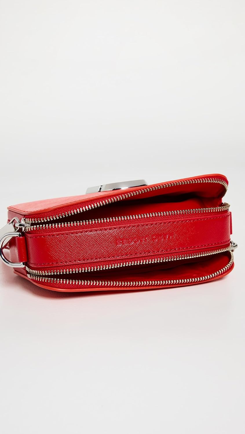 Marc Jacobs Snapshot