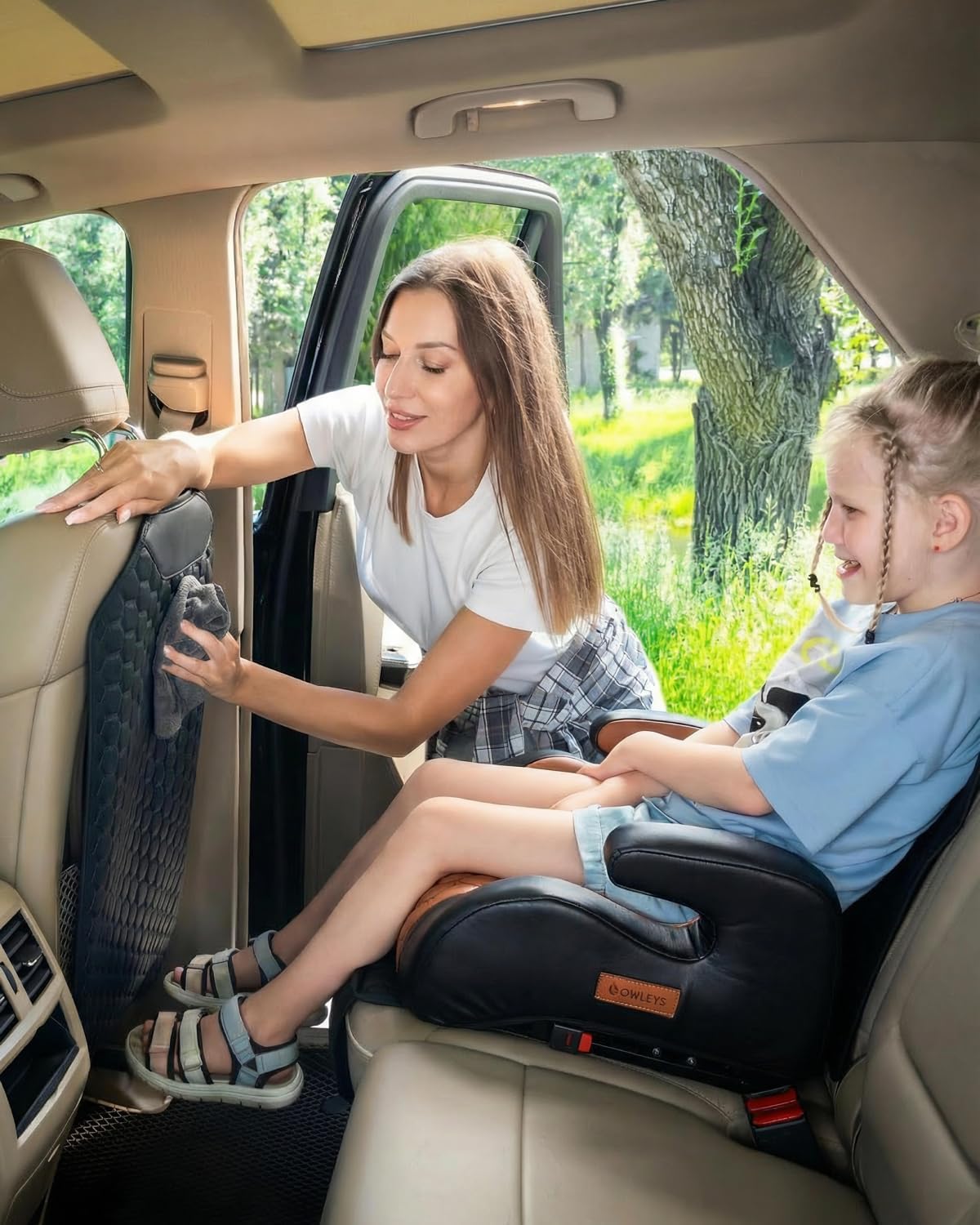 Owleys Kick Mat Back Seat Protector - Car Back Seat Cover for Kids Feet - Waterproof & Sturdy Protector for Upholstery from Dirt, Mud, Scratches and Stain (Black 2 pcs)