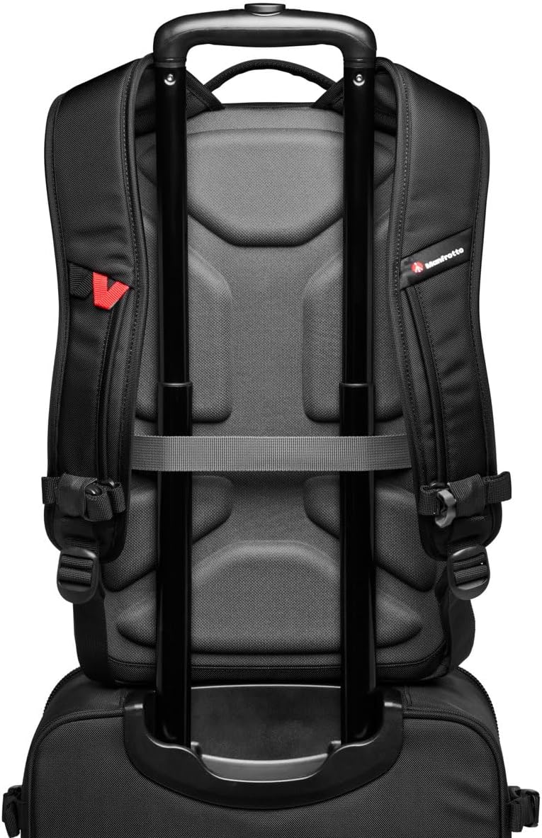 Manfrotto Advanced Active III Camera and Laptop Backpack, for Reflex/Mirrorless Camera with Lenses, Interchangeable Padded Dividers and Tripod Attachment