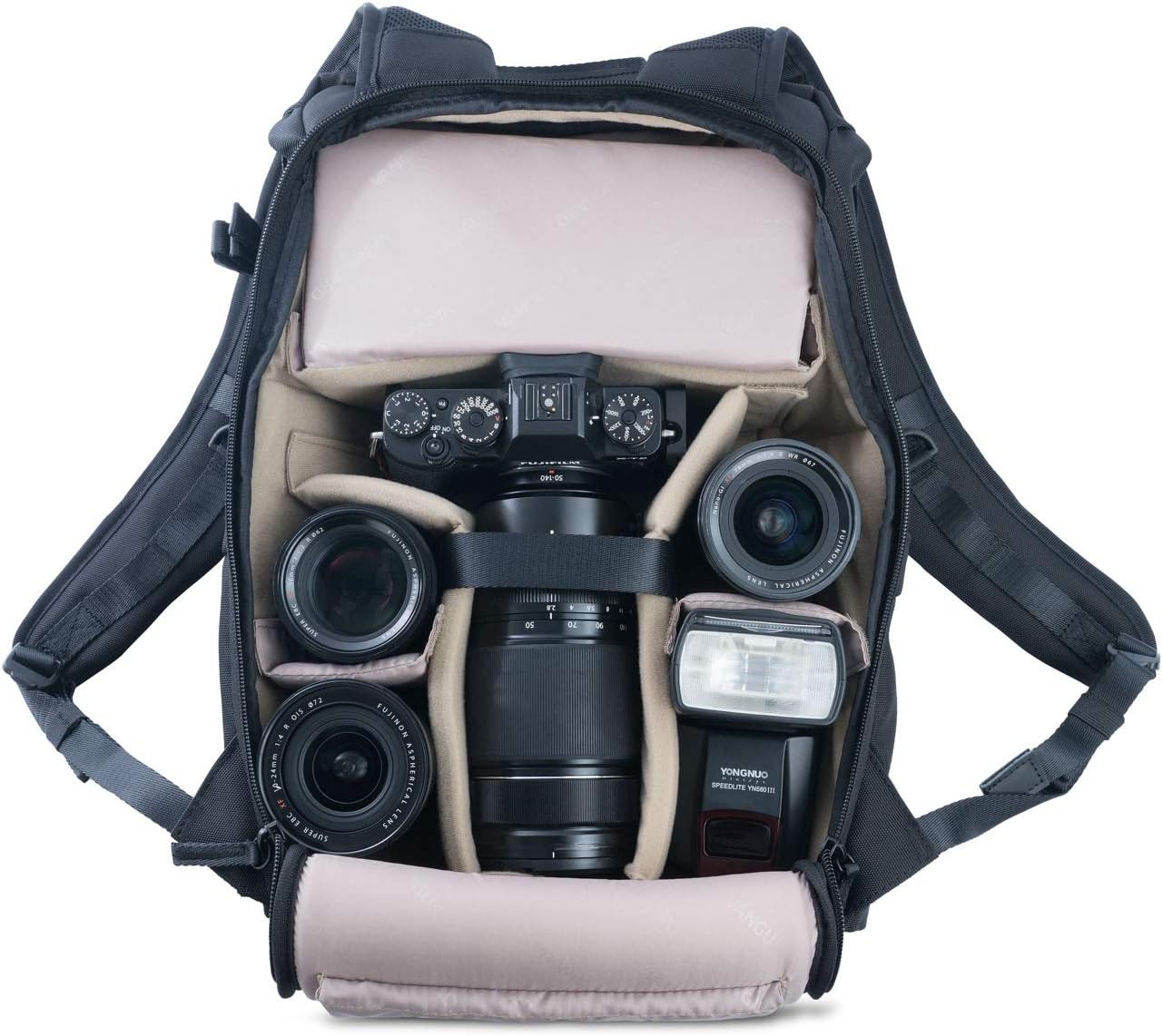 VANGUARD VEO GO42M BK Camera Backpack for Mirrorless/CSC Cameras - Black