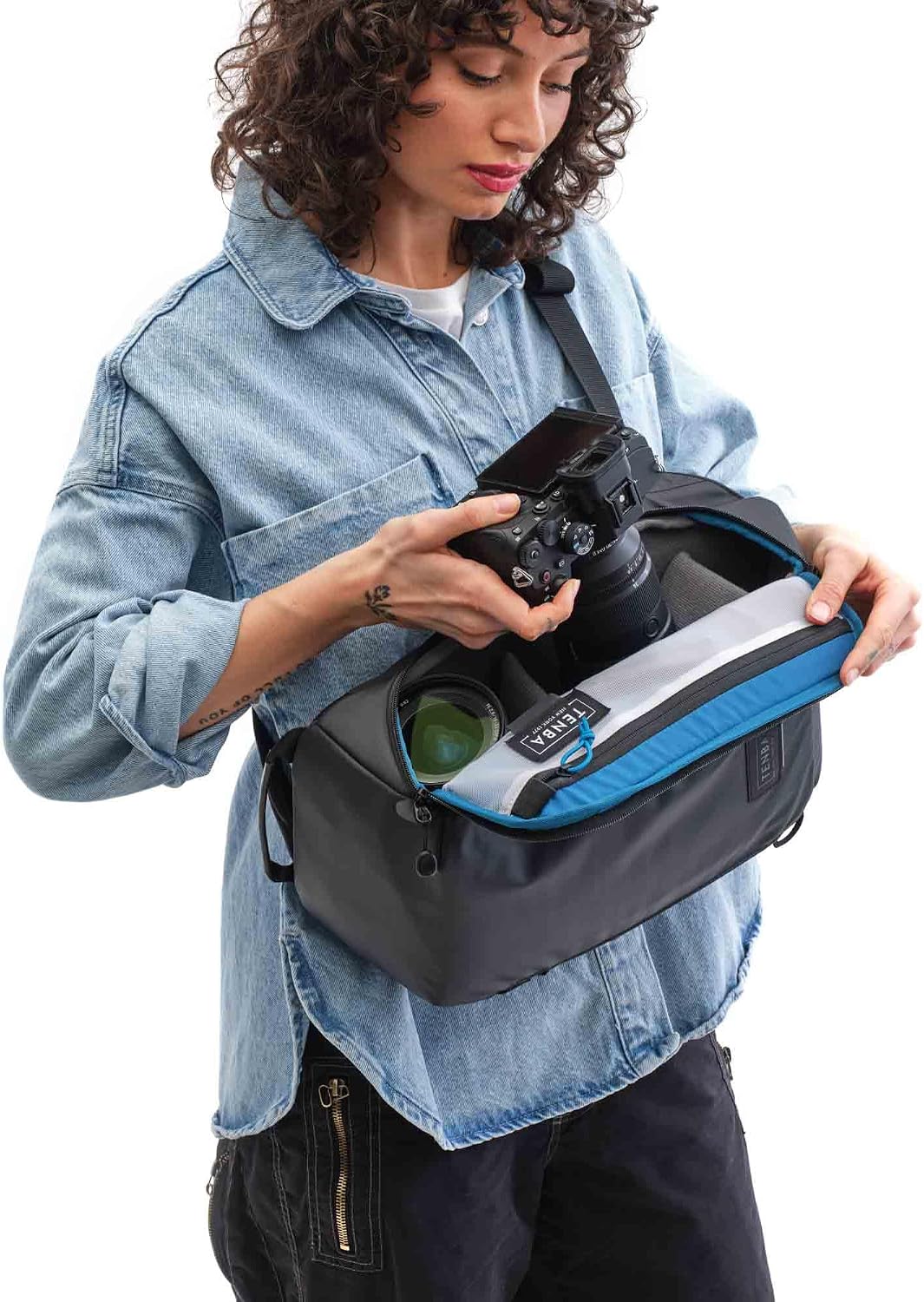 Tenba Solstice v2 12L Sling Bag for DSLR and Mirrorless cameras and lenses – Black (636-430)