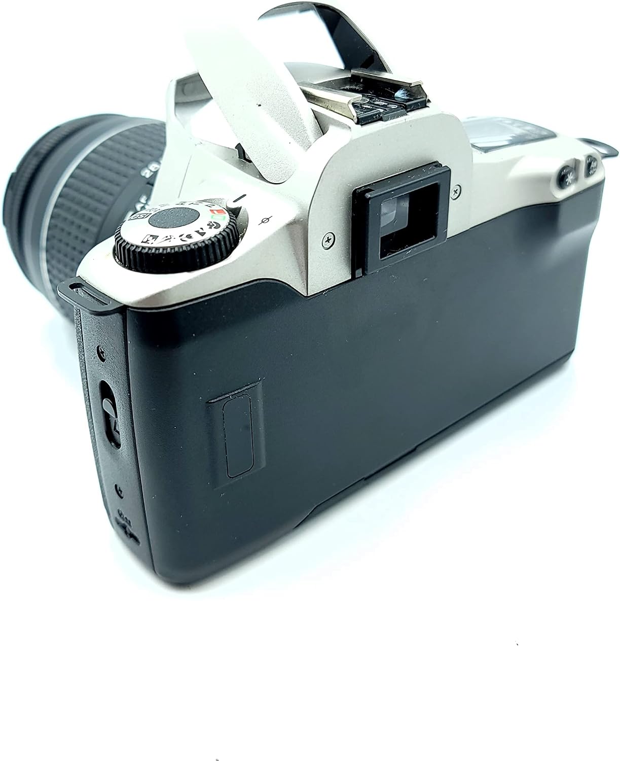 Canon EOS Rebel 2000 35mm Film SLR Camera Kit with 28-80mm Lens