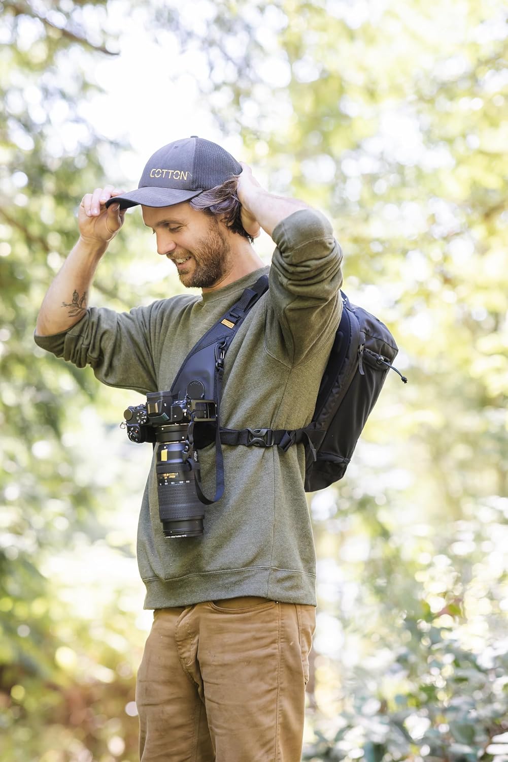 Cotton Carrier Twist & Lock Hyker Slingbag For Camera (923-HYKER-CAM)
