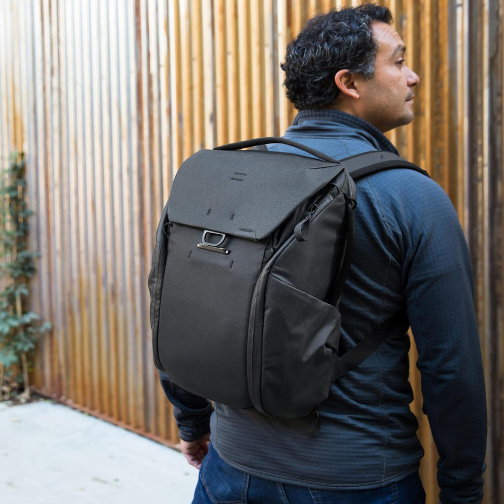 Peak Design Everyday Backpack 20L, Black, MagLatch Top, Dual Side Access, FlexFold Dividers, Fits 15' Laptop, For Camera Carry, Daily Commutes or Travel, Versatile Backpack for Men and Women
