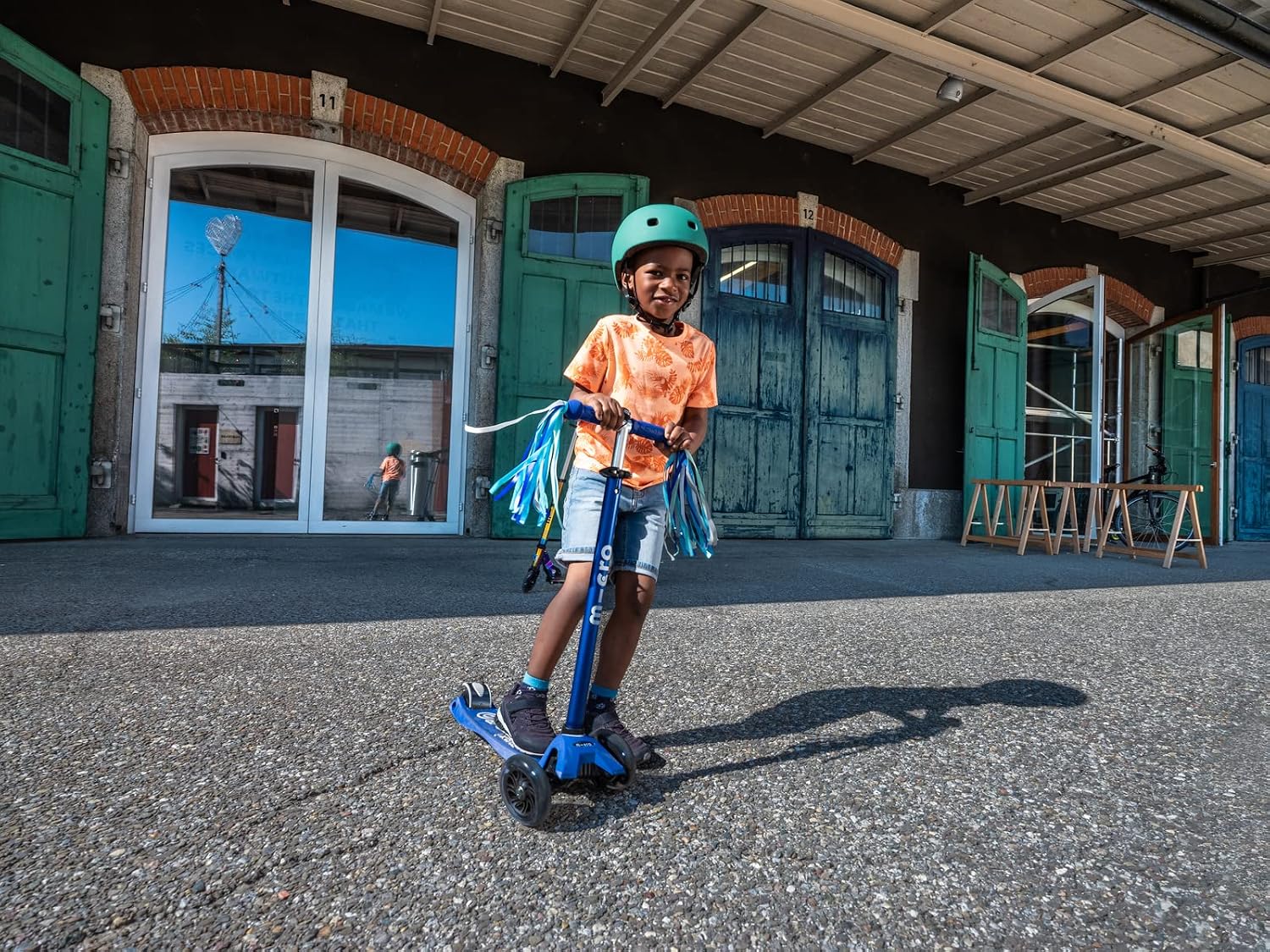 Micro Kickboard | Maxi LED Kids Scooter for Ages 5-12 | Children up to 110 lbs | 3 Wheel Lean-to-Steer Design | Adjustable T Bar | Smooth Ride, Motion Activated PU LED Wheels | Swiss Design