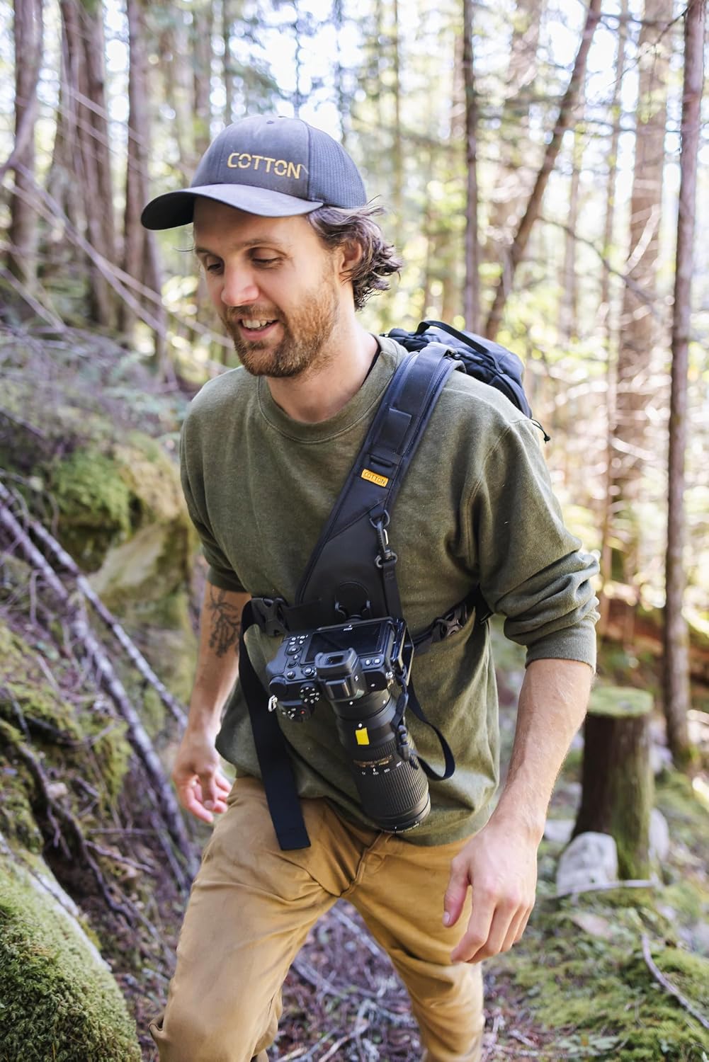 Cotton Carrier Twist & Lock Hyker Slingbag For Camera (923-HYKER-CAM)