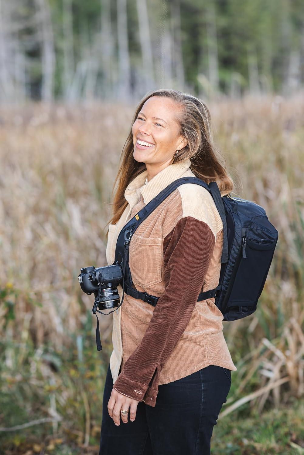 Cotton Carrier Twist & Lock Hyker Slingbag For Camera (923-HYKER-CAM)