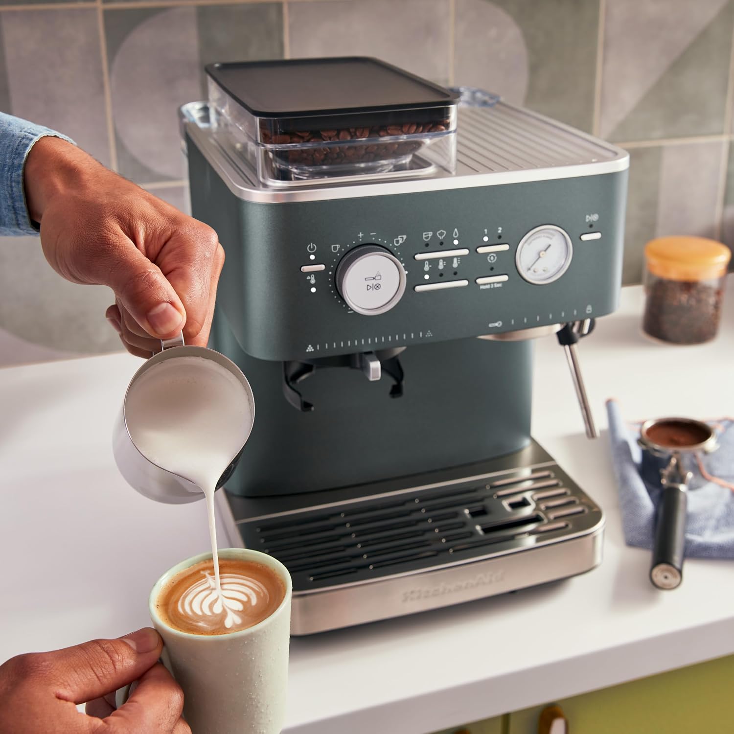 KitchenAid Semi Automatic Espresso Machine with Burr Grinder, 2.5L, Juniper, KES6551JP