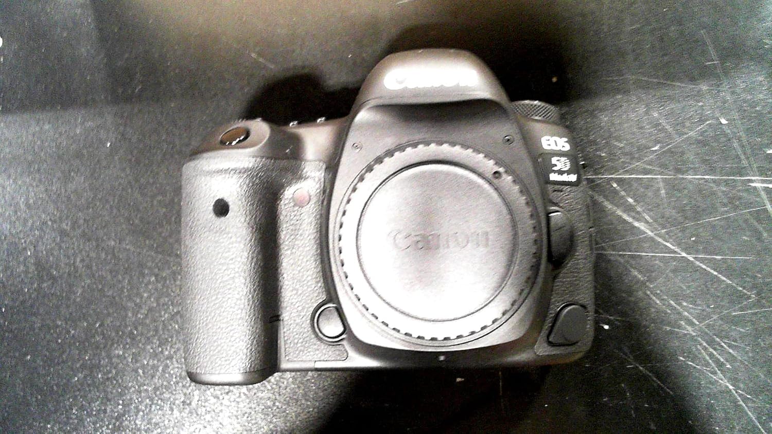 Canon EOS 5D Mark IV Full Frame Digital SLR Camera with EF 24-105mm f/4L is II USM Lens Kit Black