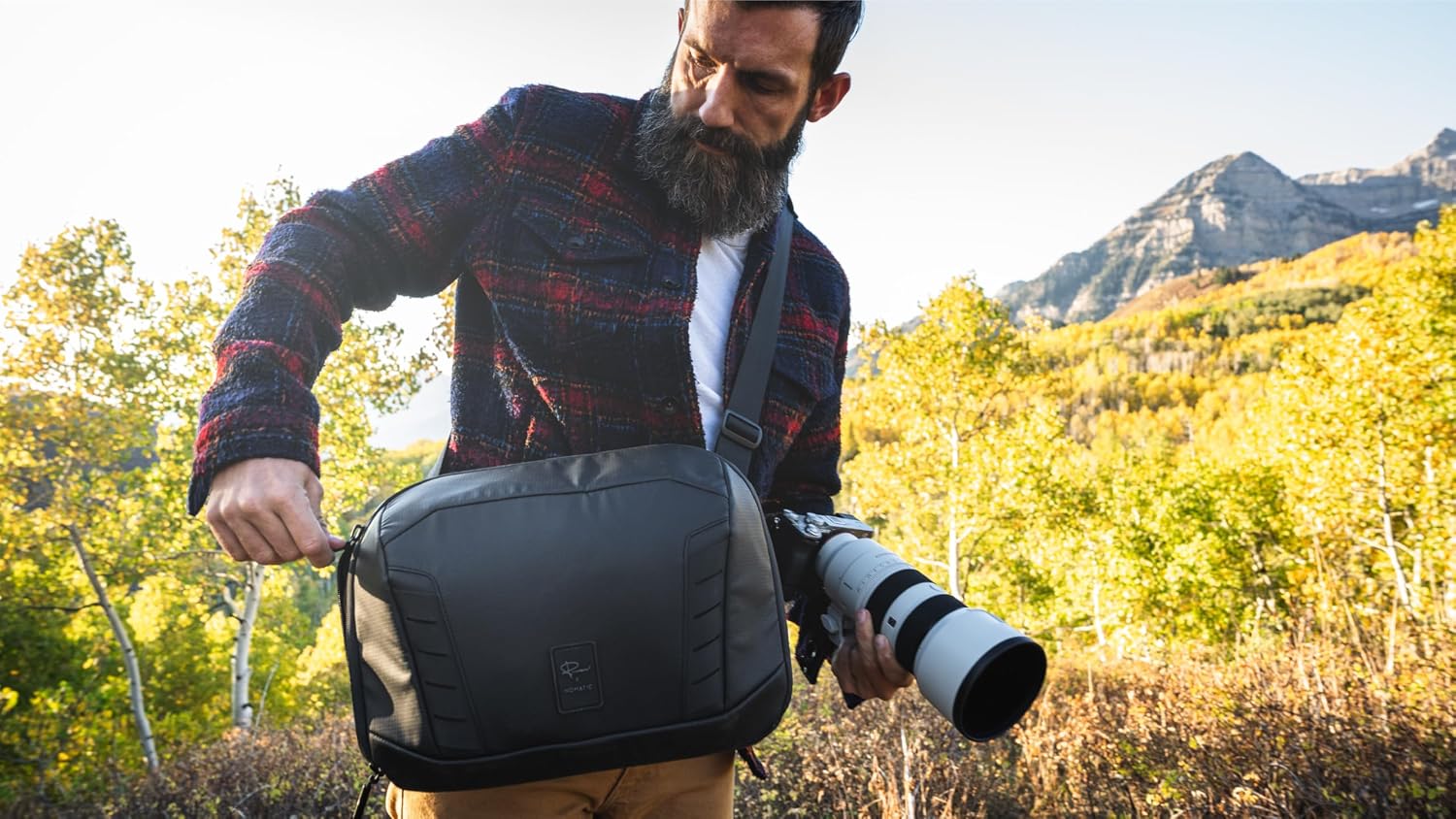 NOMATIC McKinnon Camera Messenger 13L: Versatile Camera Bag for Photographers with Quick Access, Secure Laptop Storage (Fits 14' MacBook), Comfortable Crossbody Design & External Straps for Travel