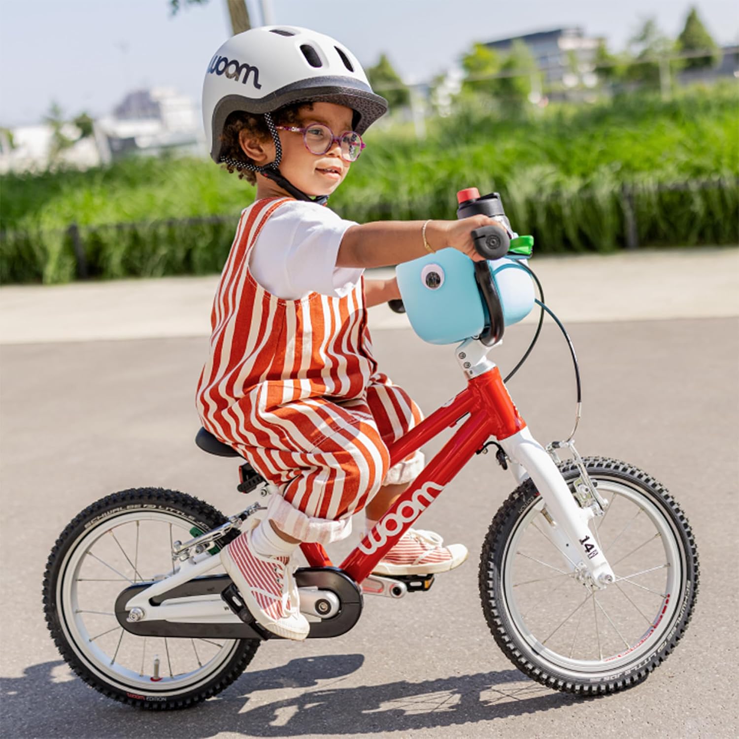 woom GO 2 Bicycle for Children 3 to 4.5 Years Old, 14-Inch Lightweight Bike with Handbrake, Steering Limiter & Chainguard for Boys & Girls