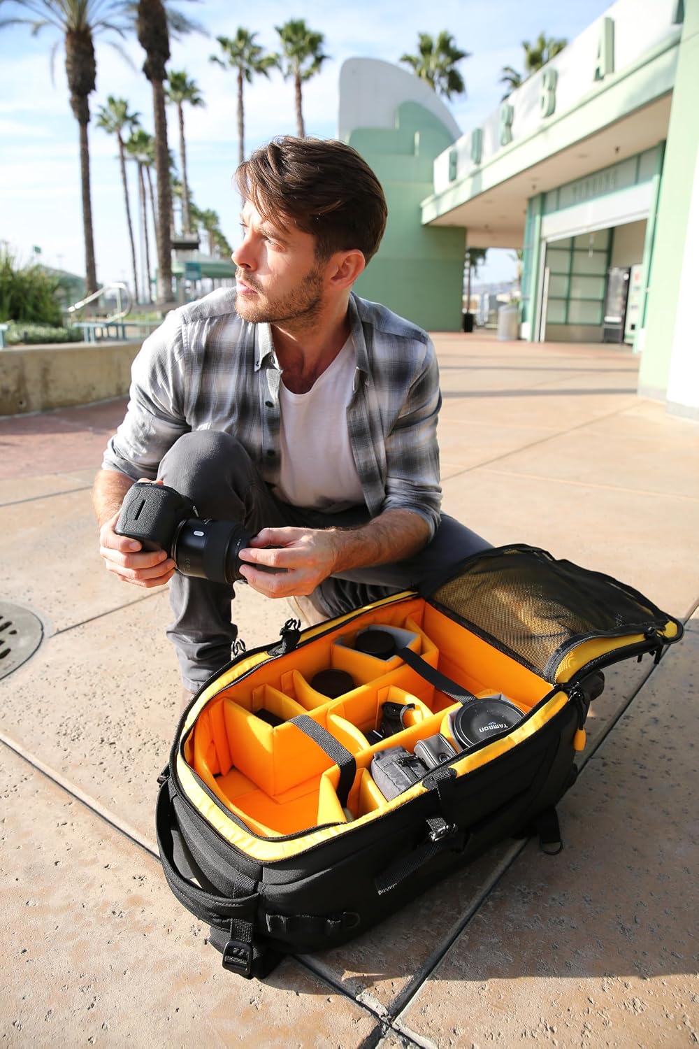 VANGUARD ALTA Fly 58T DSLR Camera Backpack, 8 Wheel Spinner/Trolley