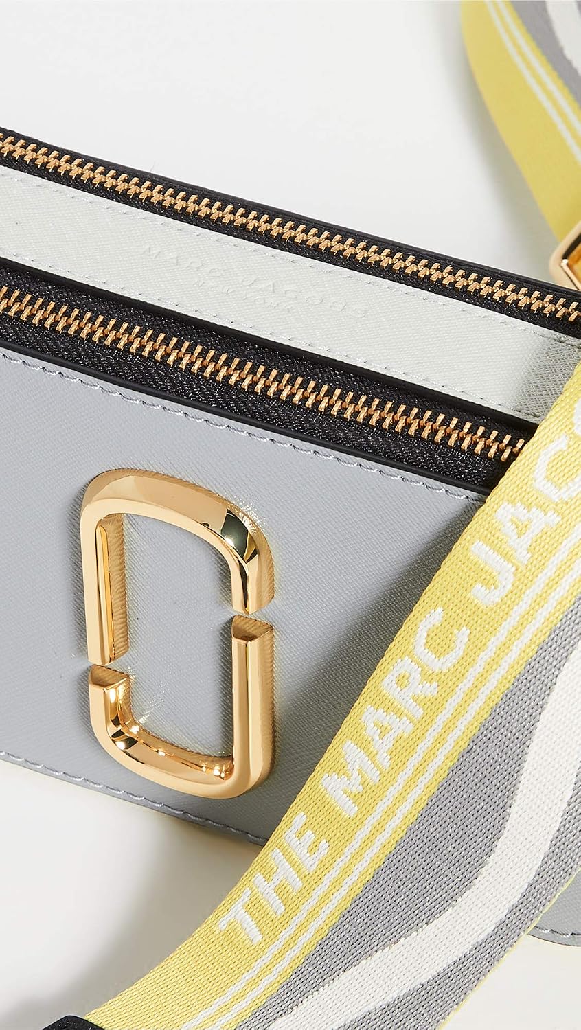 Marc Jacobs Snapshot