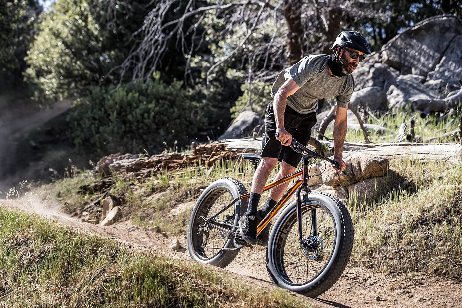 Mongoose Argus Trail or ST Fat Tire Mountain Bike, 20, 24 or 26 Inch Bike for Kids and Adults, 7 or 16 Speed, Aluminum or Steel Frame, Knobby Mountain Fat Tires, Mechanical Disc Brakes
