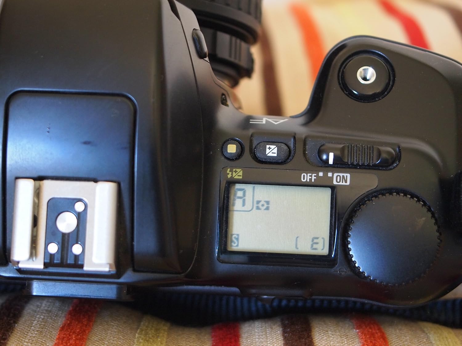 Nikon N6006 / F-601 35MM SLR Film Camera with Nikon AF Lens Kit. Built-in Flash and motor drive. (Renewed)