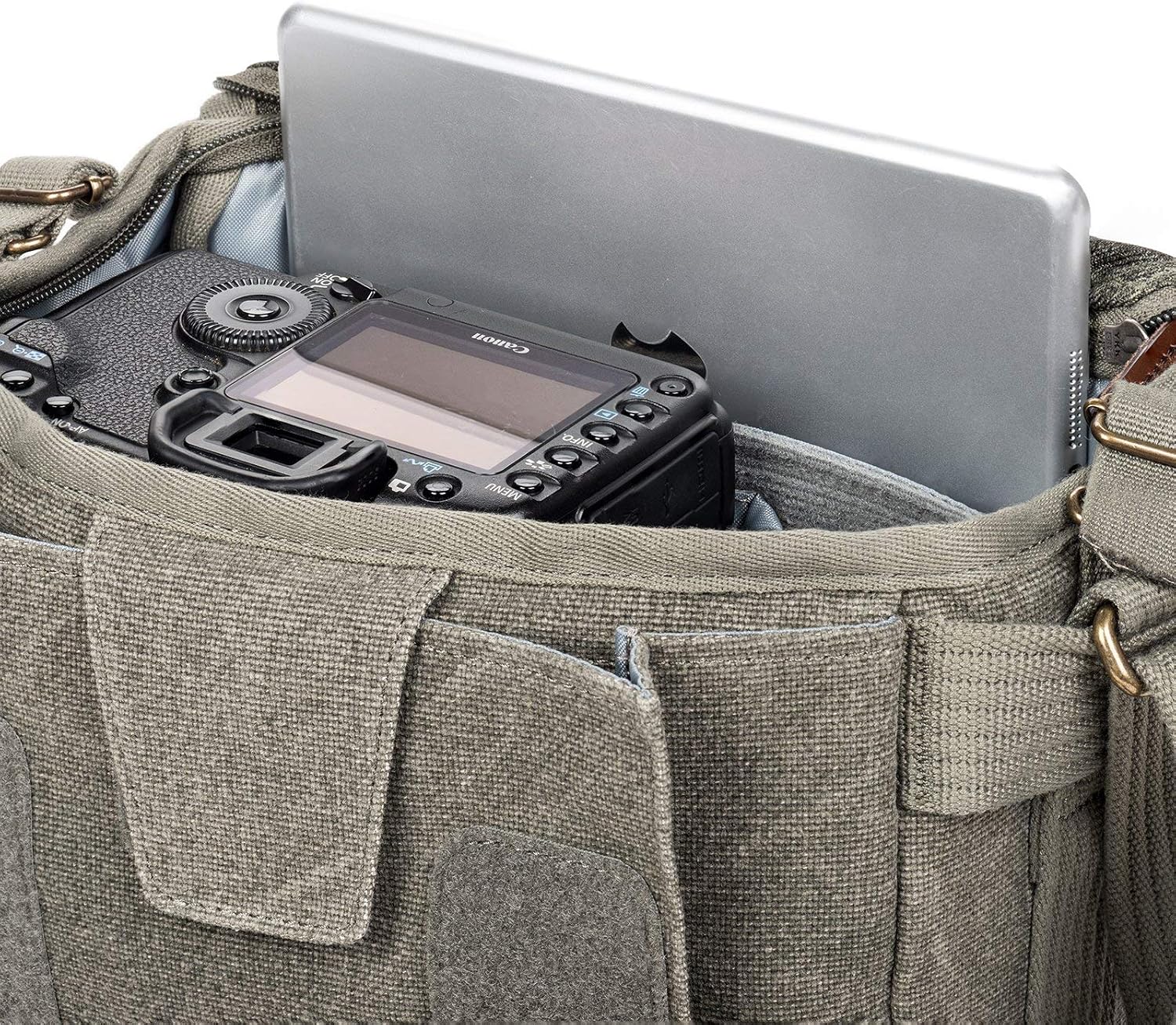 Think Tank Retrospective 5 V2.0 Canvas Shoulder Bag for Mirrorless or Standard DSLR Cameras and Photo Accessories - Pinestone - Small