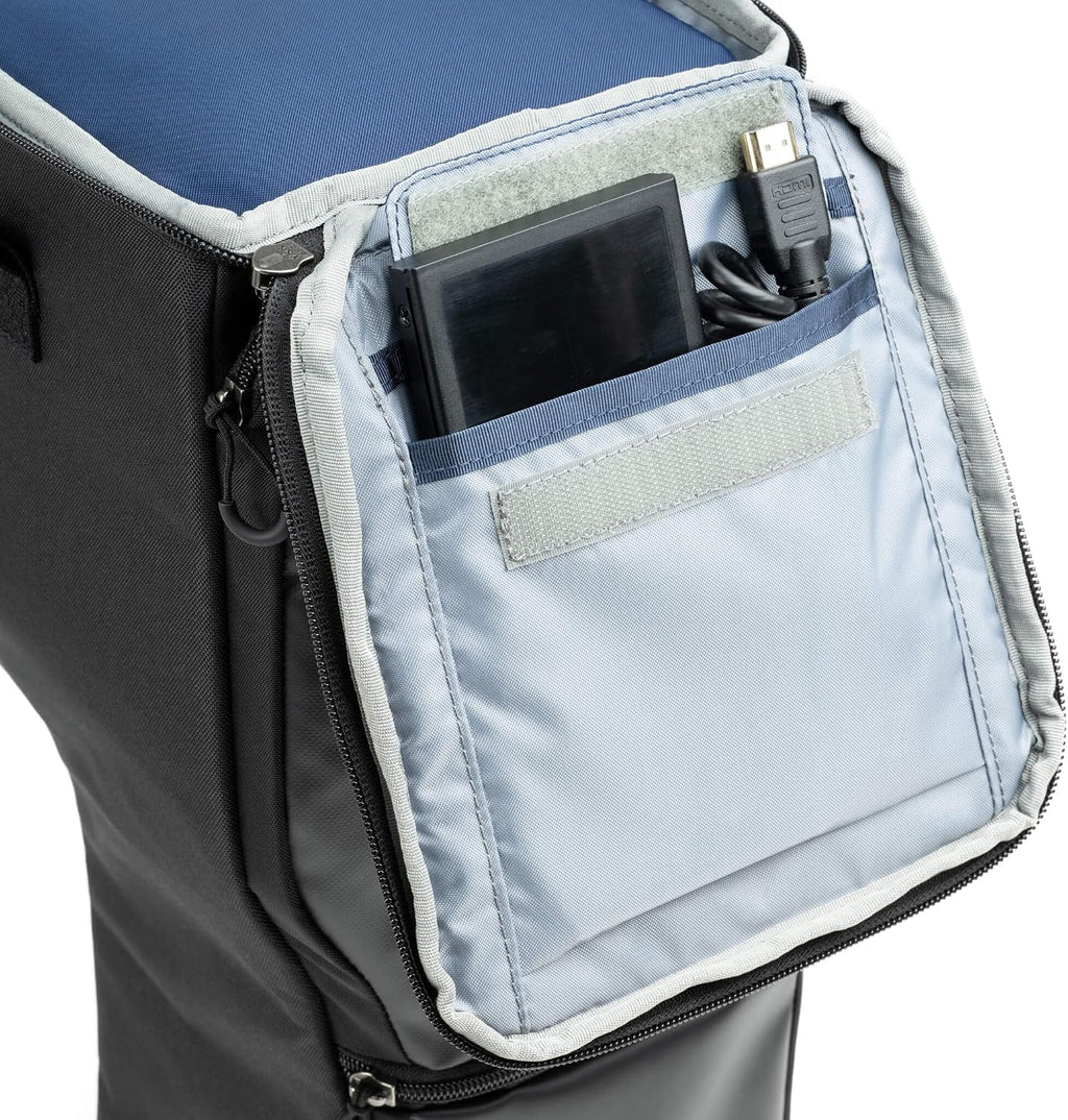 Think Tank Digital Holster 150 V3 Camera Bag Only for Gripped Camera Body with 150-600mm Long Lens Attached